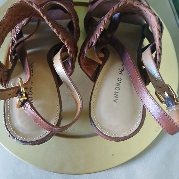 Brown strappy sandals - Picture 3 of 9